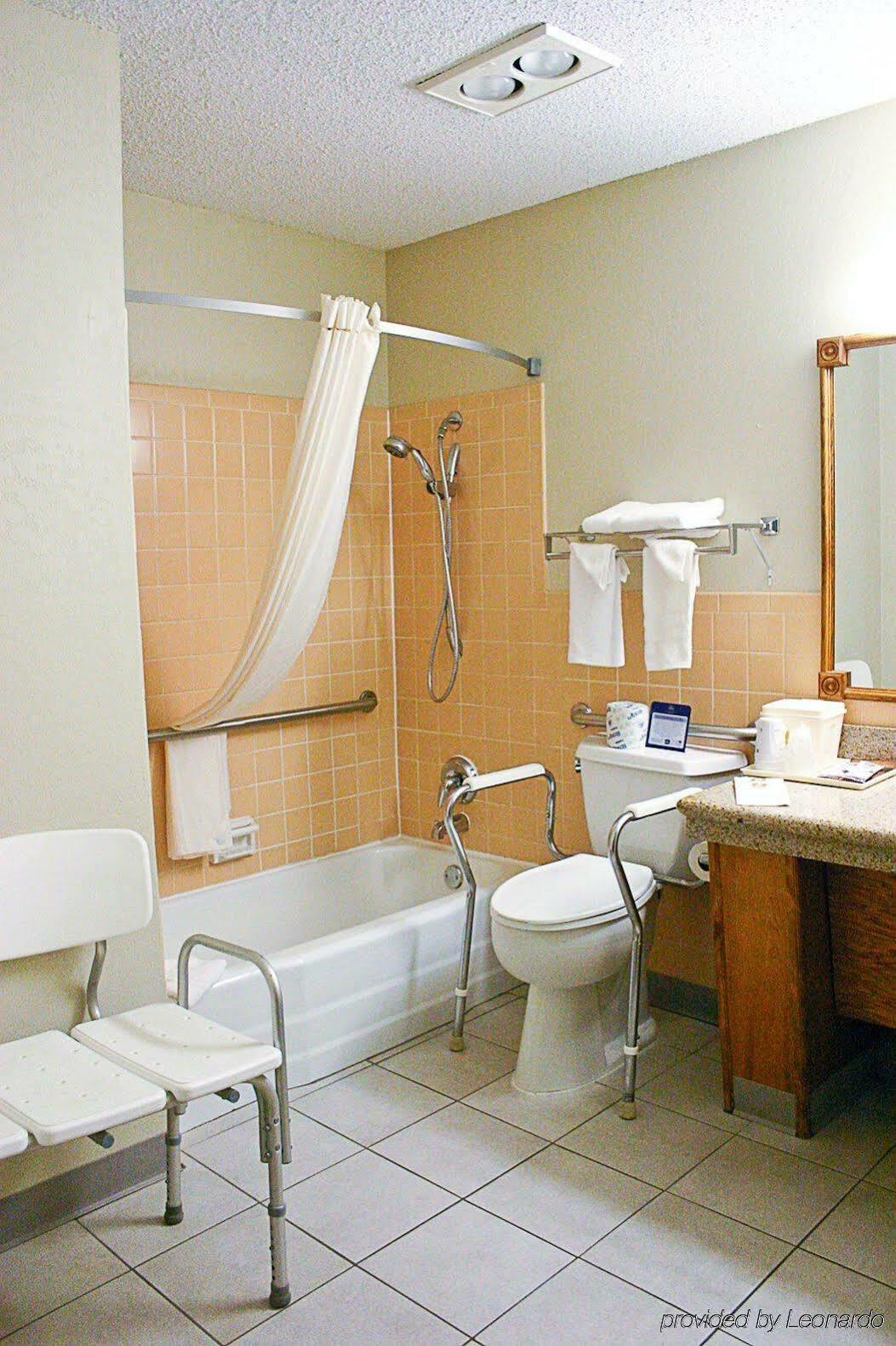 Best Western Hospitality House Emporia Rom bilde